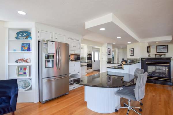 Photo 6 of Del Mar #14501 - Waterfront with Private Dock!