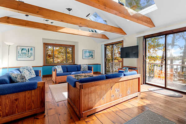 Photo 6 of Del Mar #19953 - Waterfront on Swan Pond with Kayaks!