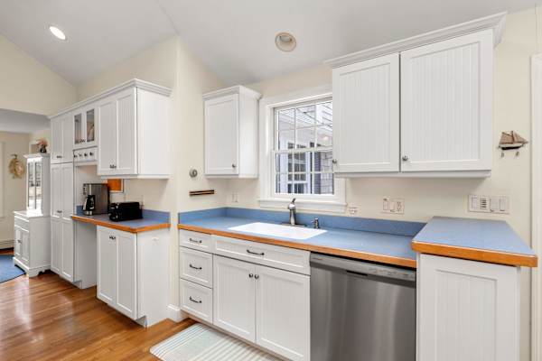 Photo 9 of Del Mar #17767 - Half Mile to Earle Rd Beach!