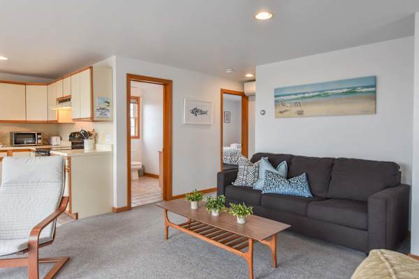 Photo 5 of Del Mar #12219 - Beautiful Views of Cape Cod Bay!