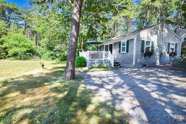 Photo 3 of Del Mar #13355 - Private Association Pool Great Location!