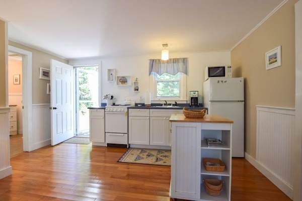 Photo 10 of Del Mar #13355 - Private Association Pool Great Location!