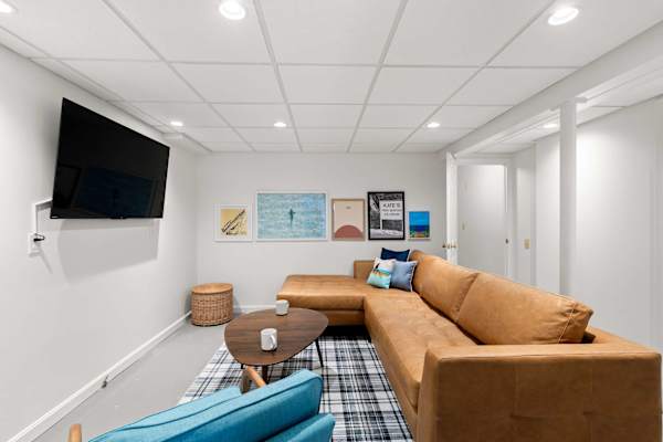 Photo 5 of Del Mar #18842 - Steps to Pond, Hot Tub & Game Room!