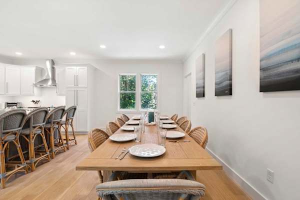 Photo 9 of Del Mar #17754 - Sophisticated Luxury Home 1 Mi from Downtown!