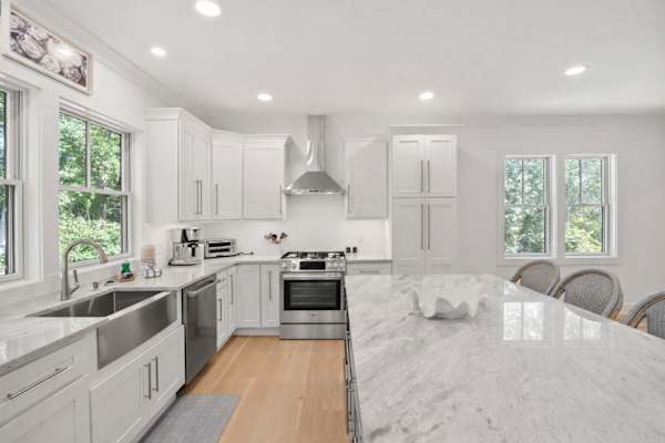 Photo 7 of Del Mar #17754 - Sophisticated Luxury Home 1 Mi from Downtown!