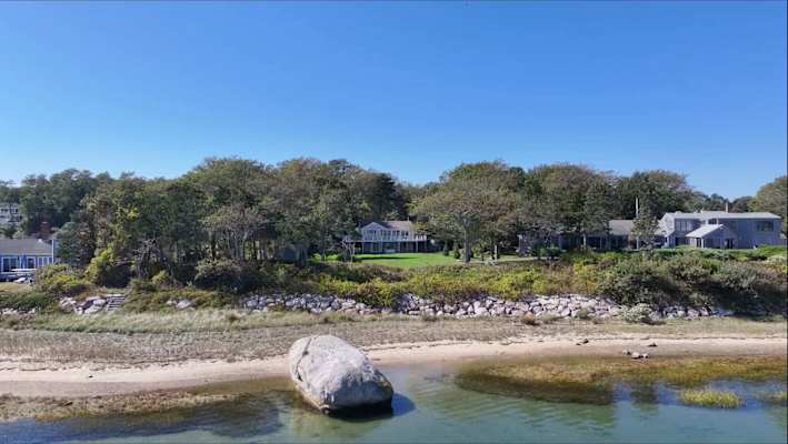 Photo 6 of Del Mar #15594 - Waterfront Oasis with Game Room, Newly Renovated!