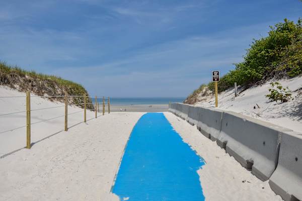 Photo 6 of Del Mar #19955 - Unique Layout, Hot Tub, Game Room!