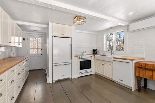 Photo 9 of Del Mar #15593 - Walk to Water, Cozy, Dog Friendly!