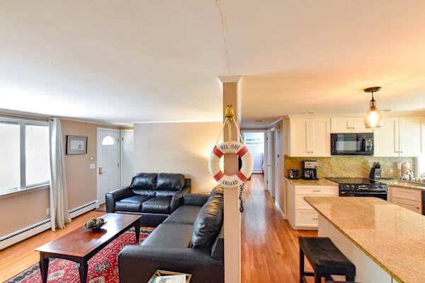 Photo 9 of Del Mar #18816 - Beautiful Property w/ Separate Apartment!