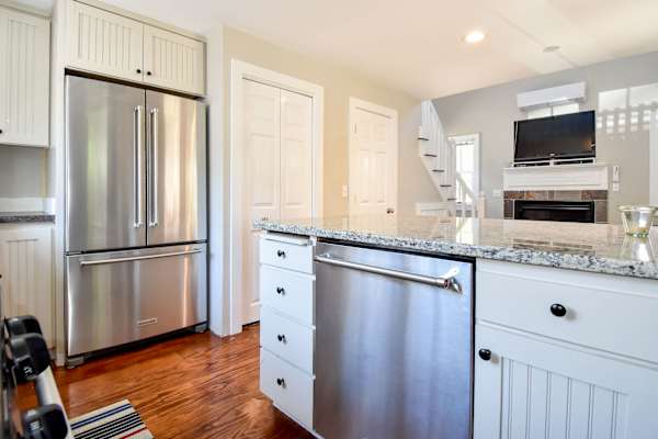 Photo 9 of Del Mar #11108 - 4 min Walk to Commercial Street and Beach!