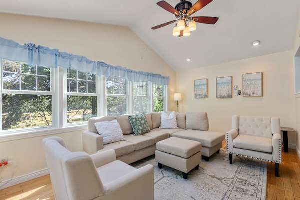Photo 6 of Del Mar #16699 - Great location, Dog Friendly, Central AC!