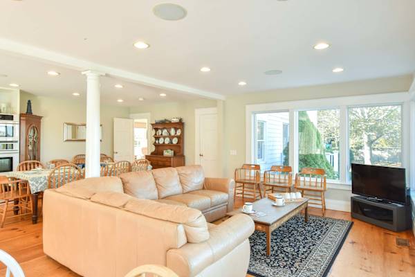 Photo 7 of Del Mar #14478 - Quintessential Captain's House w/ Water Views!