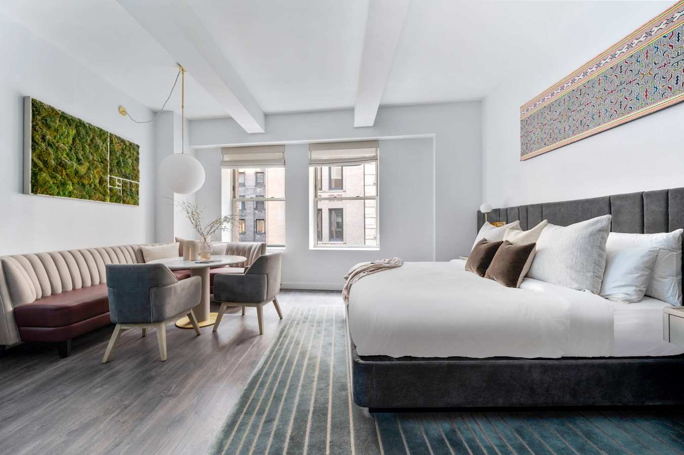 17John: Premier King Studio Apartment