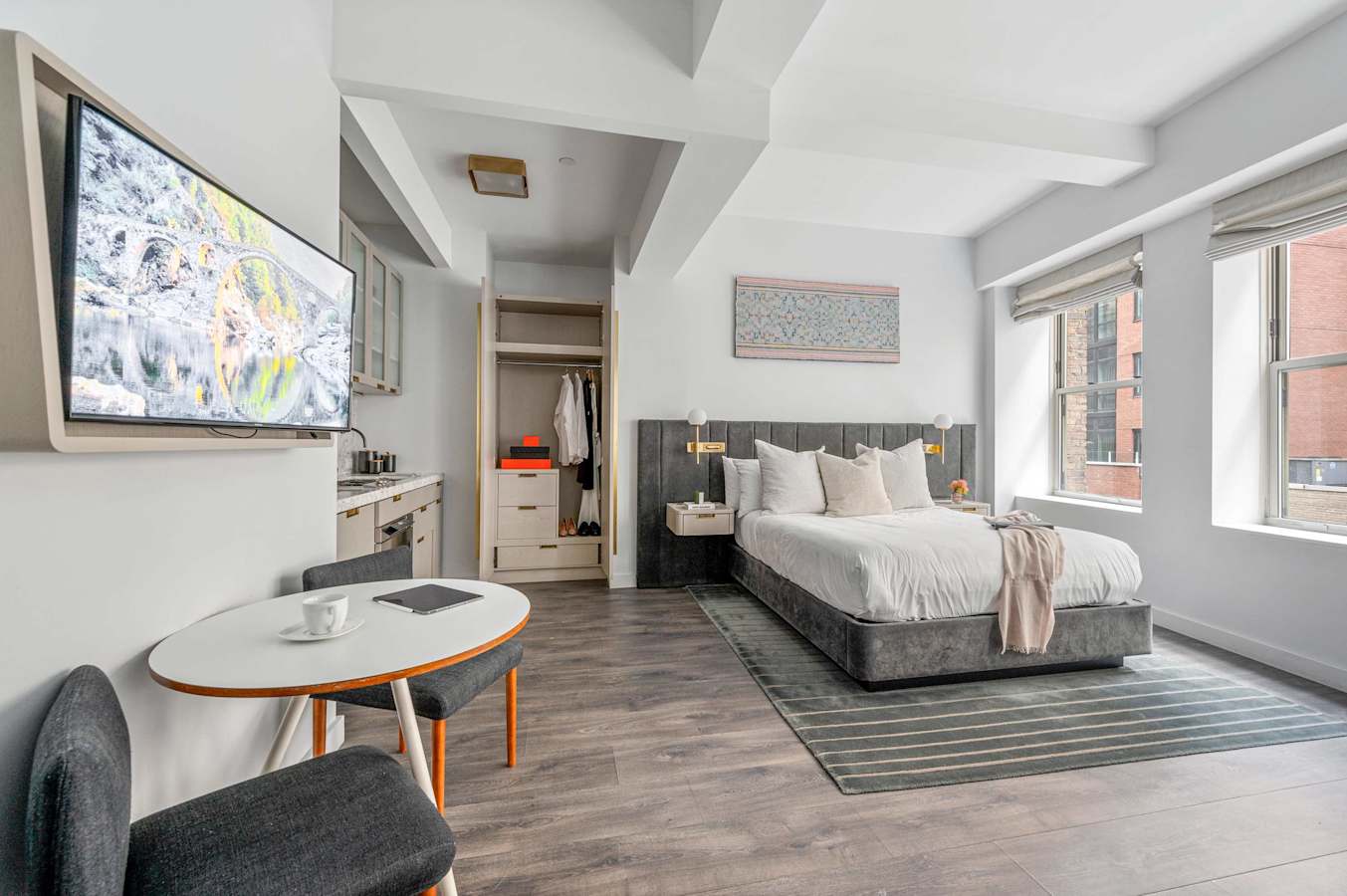 17John: Queen Studio Apartment – Disability Access