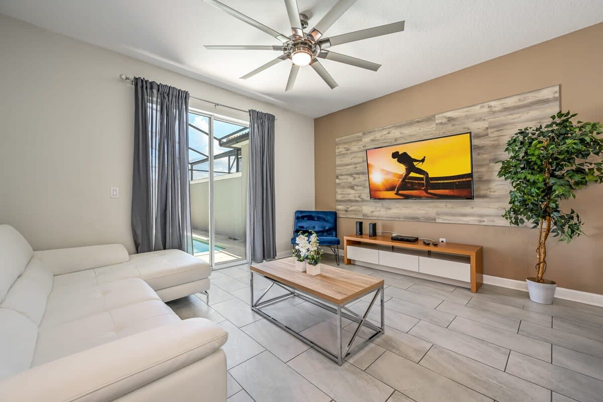 Casa de 4 dormitorios en Storey Lake – foto 1