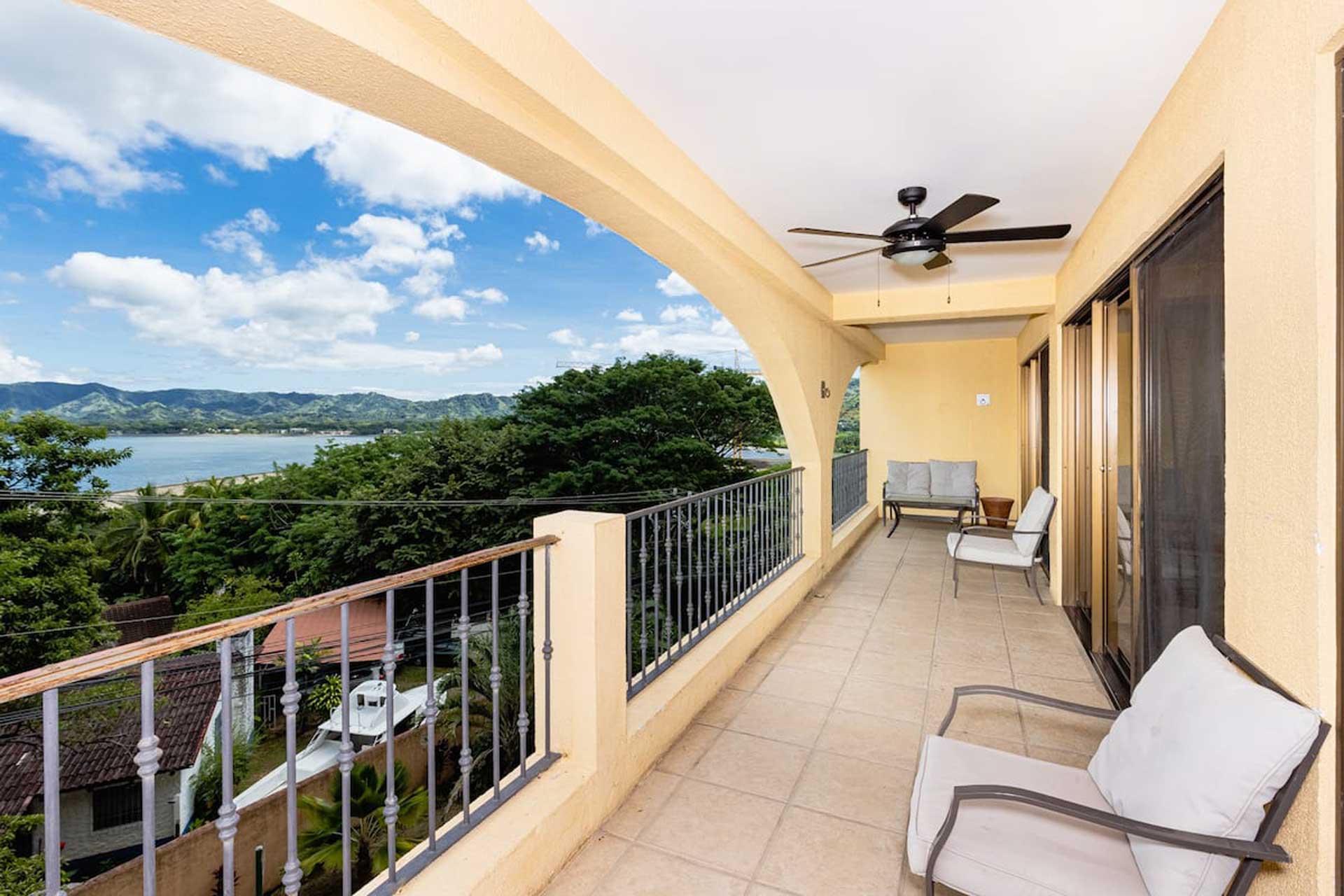 Newly Remodeled Flamingo Condo with Sweeping Ocean Views, Spacious...