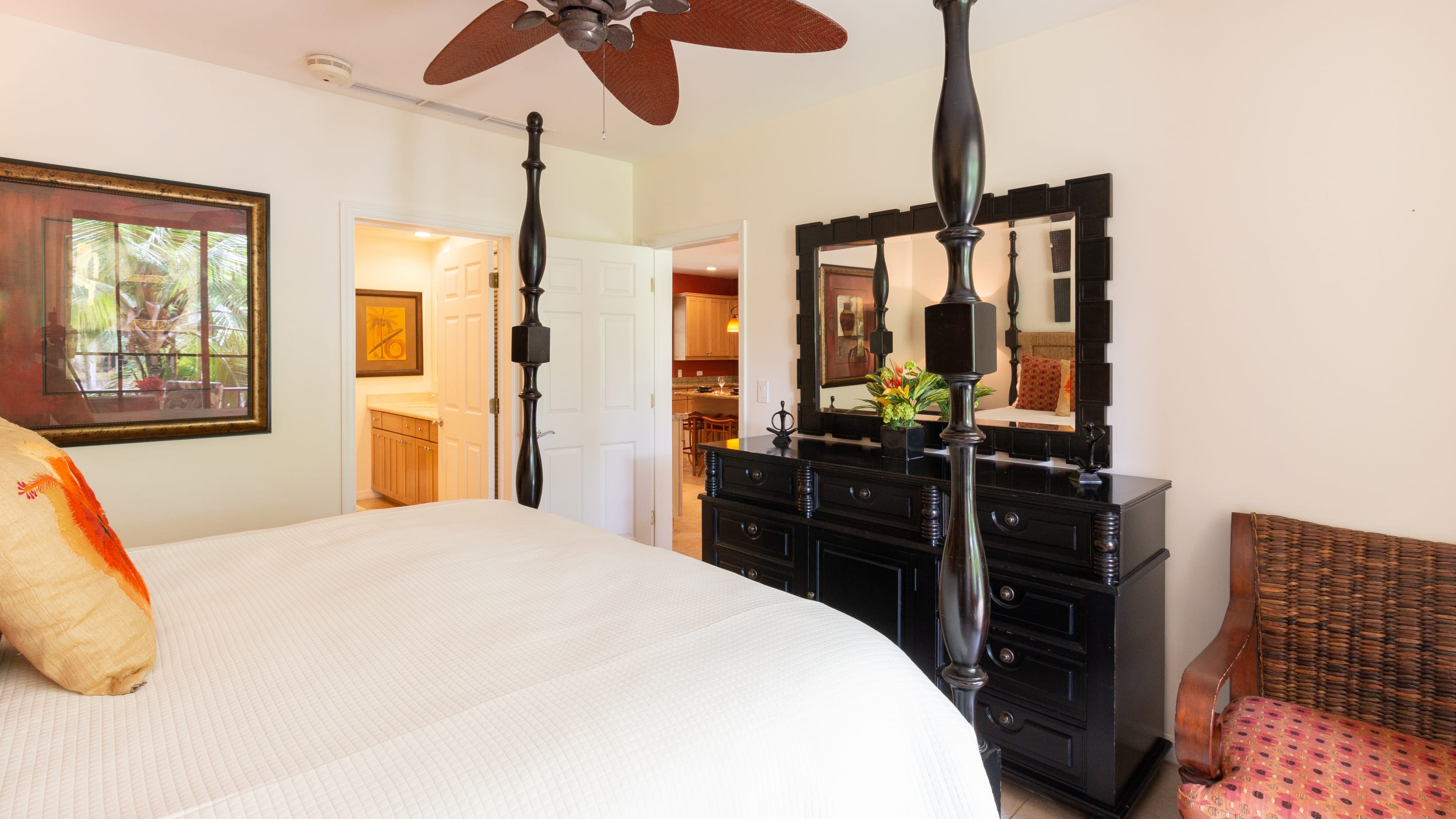 Spacious One-Bedroom Condo with Pool View, Balcony & Beach Club Access - Foto 14