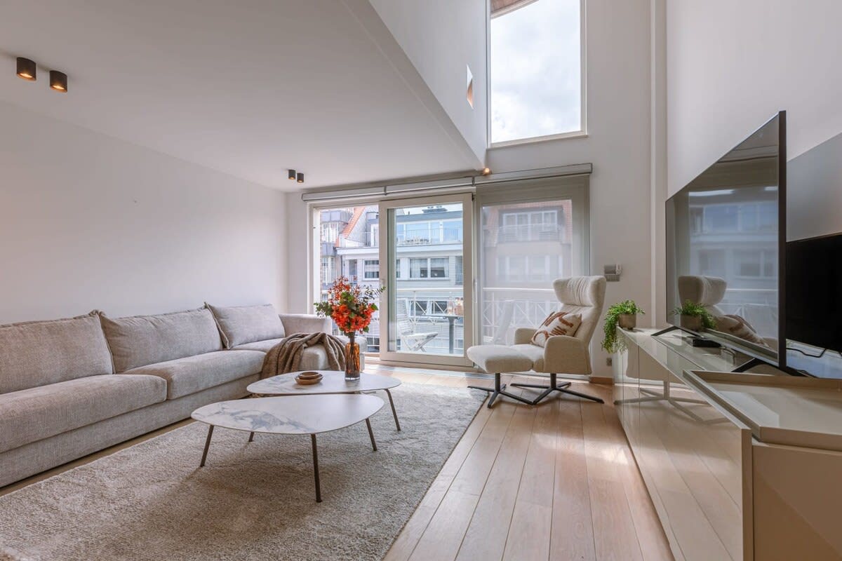Bright 3br Retreat W/ Kitchen & Balcony - Brujas