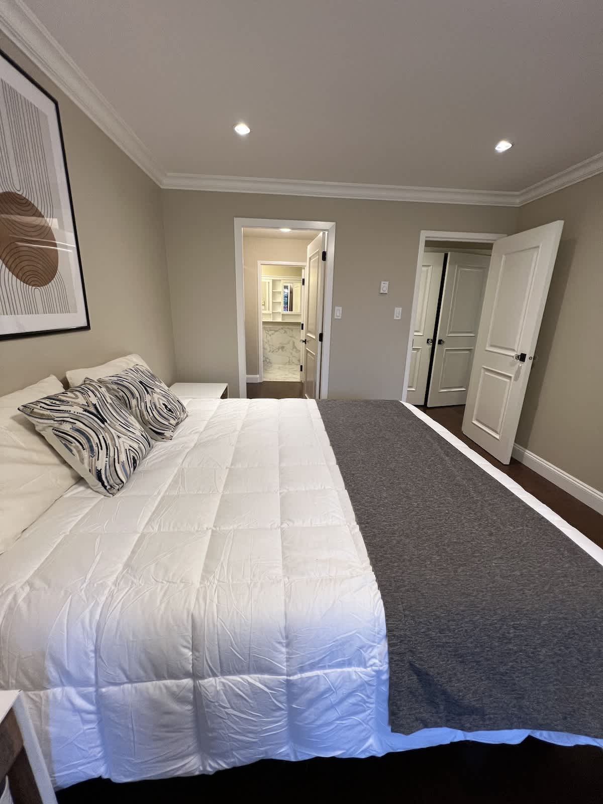 Elegant Pennyfarthing Hideaway