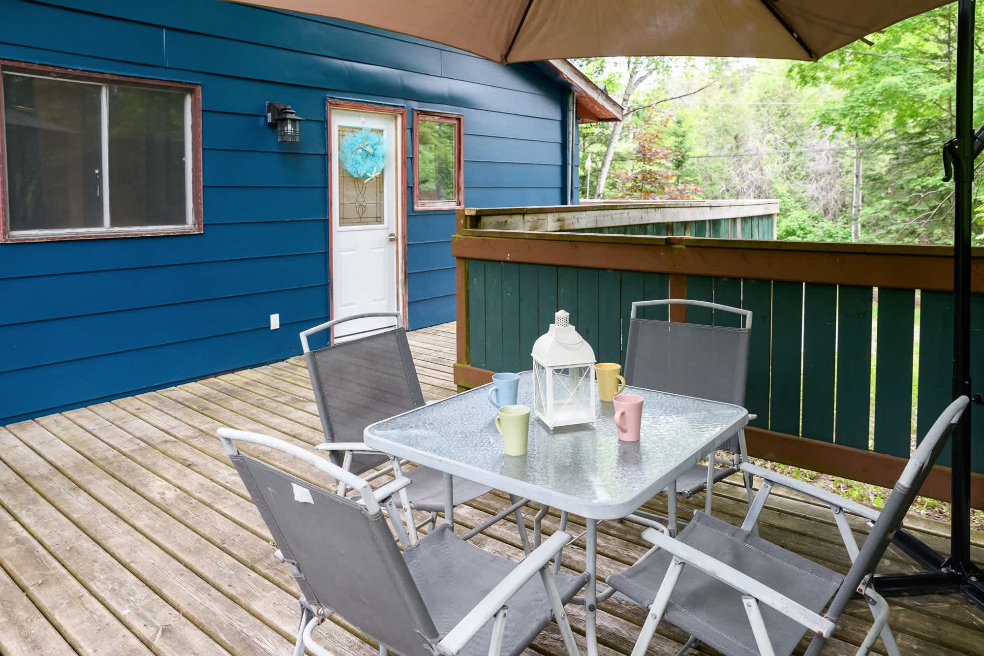 Outdoor dining area