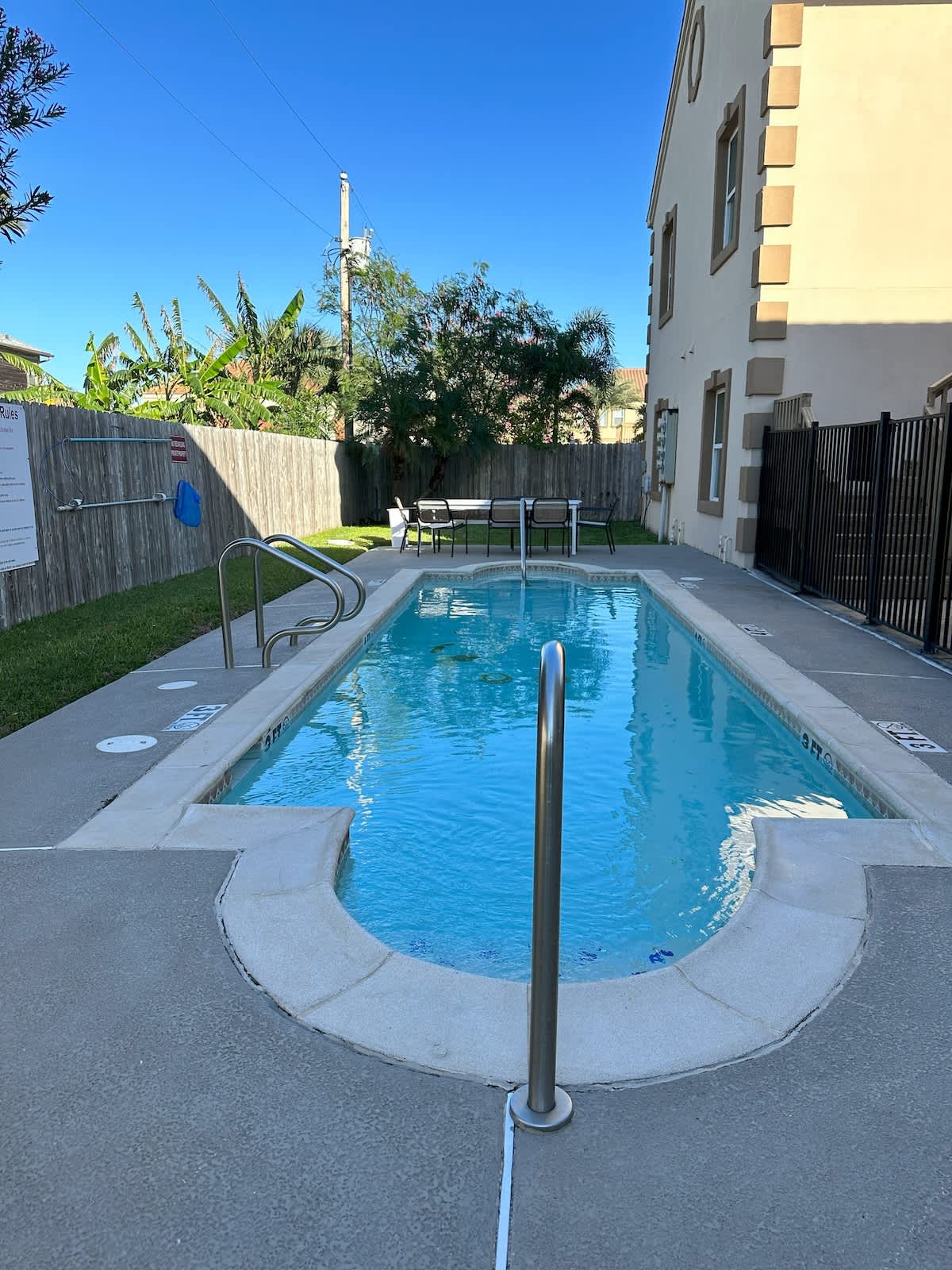 Family Friendly Condo w Pool South Padre Island 2