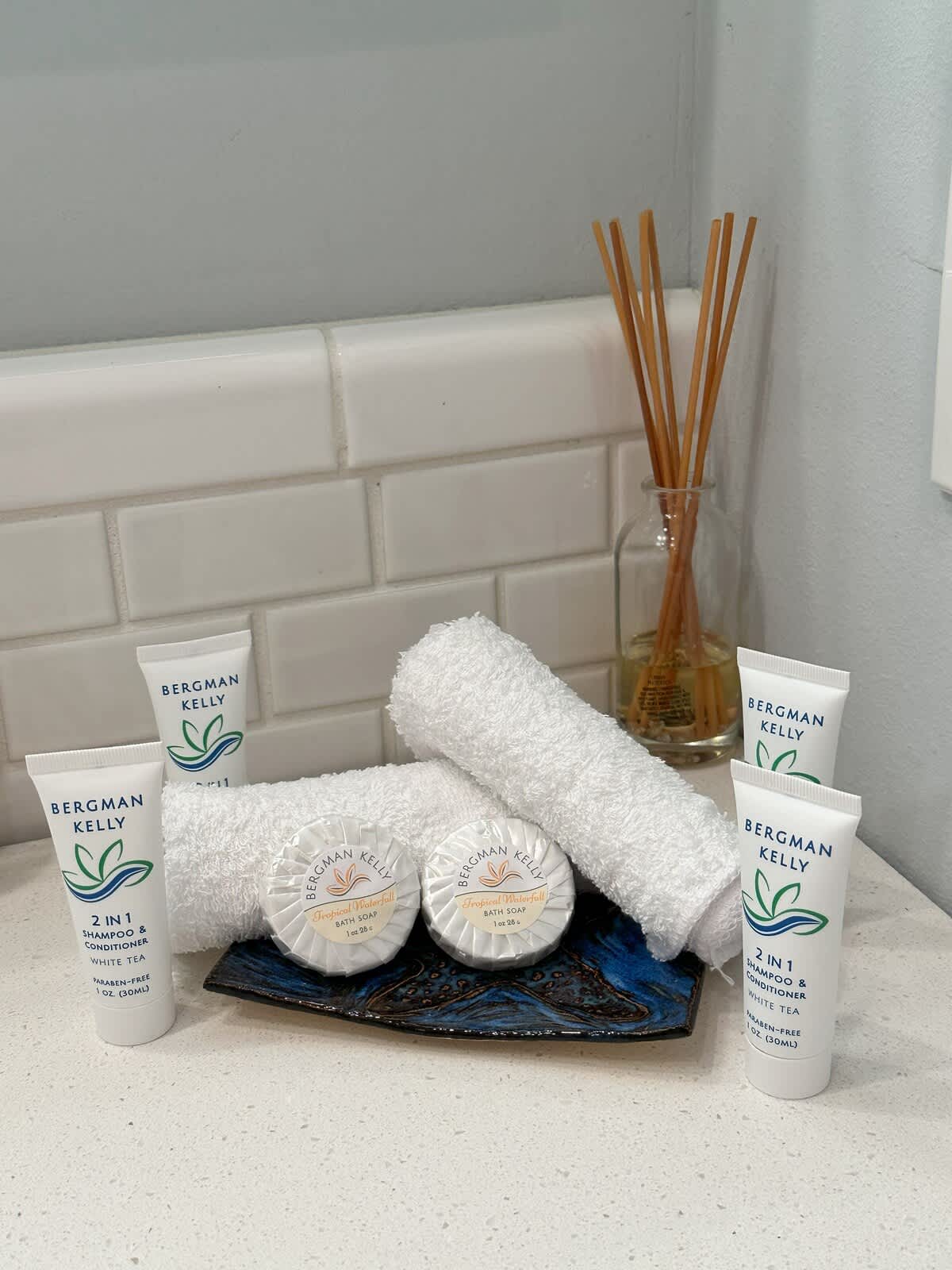 Full Bathroom | 2nd Floor | Bathtub