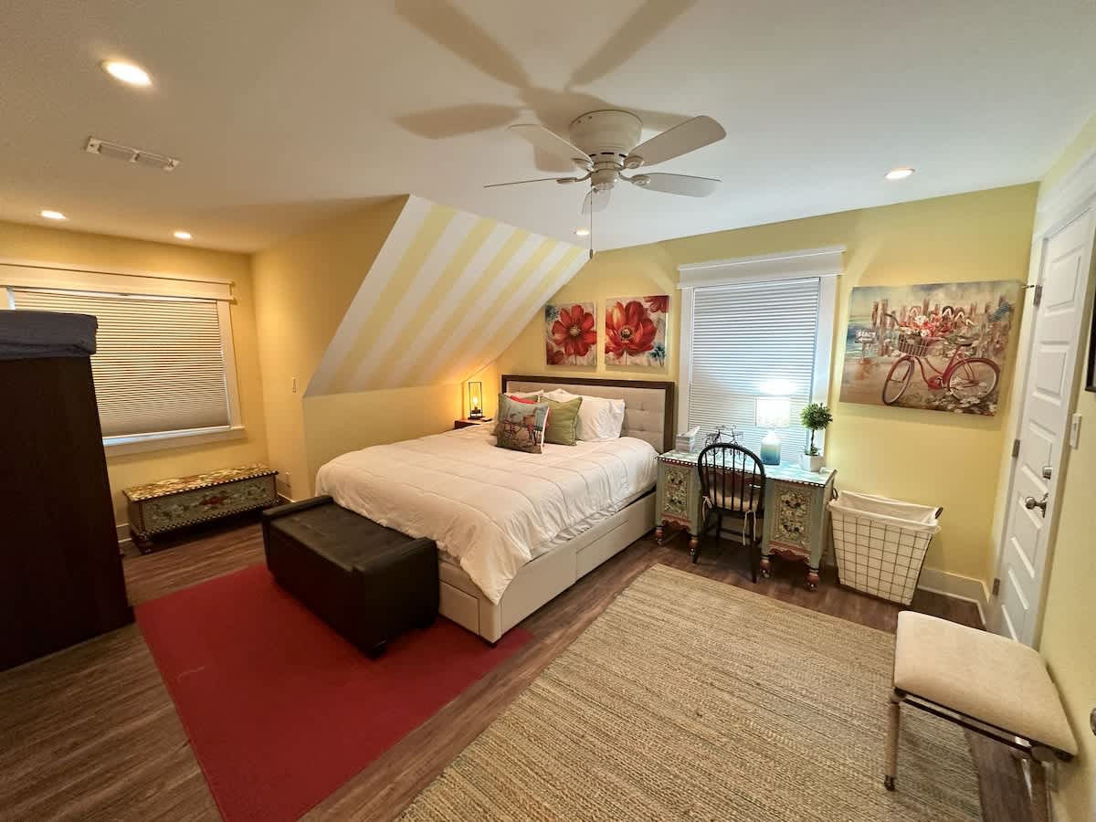 | King Size Bed | 2nd Floor | Smart Tv