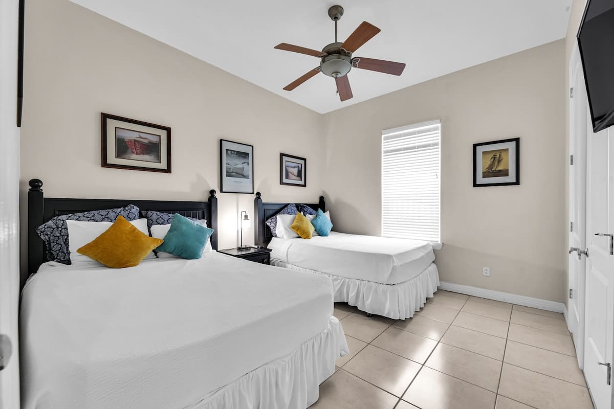 Beachfront Condo with Private Balcony Pool | Photo 14