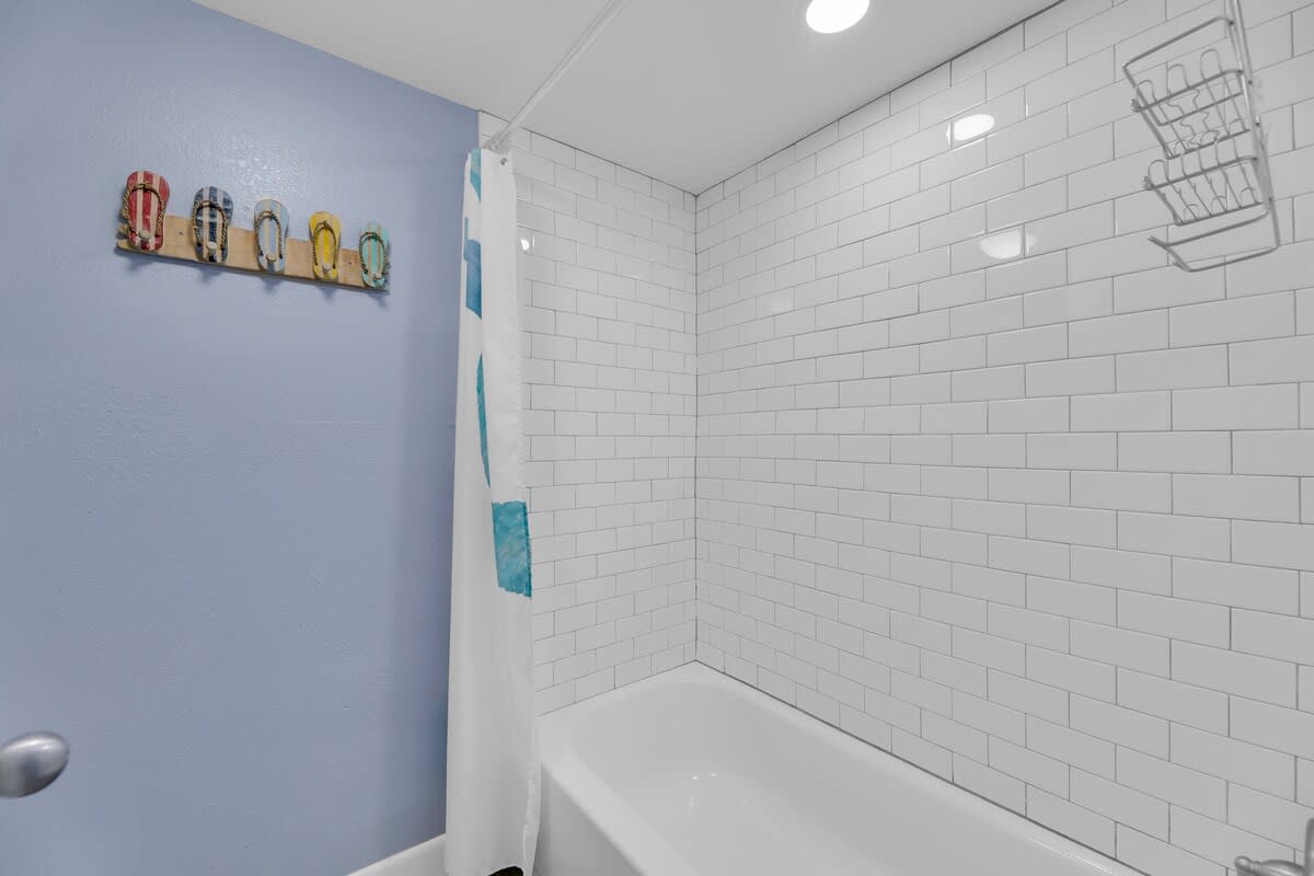 Gulf Coast Beach Front Condo with Private Balcony | Photo 21