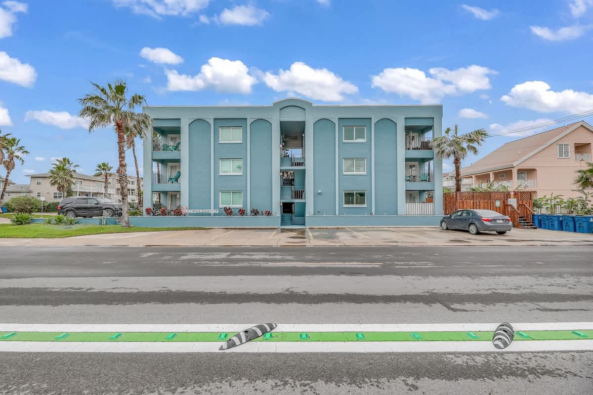 Gulf Coast Beach Front Condo with Private Balcony | Photo 26