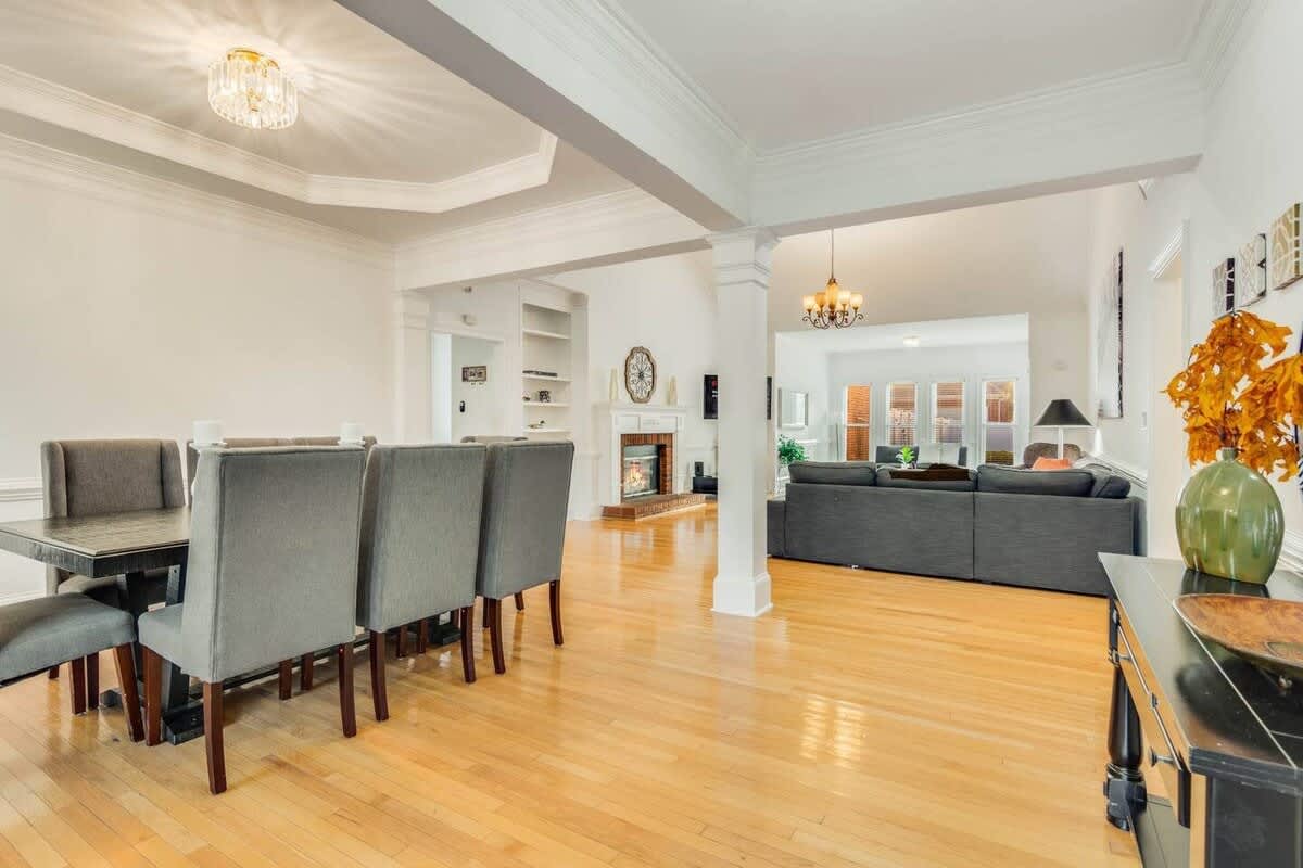 Atlanta 5BR Luxe Pool Retreat,Sleeps 12
