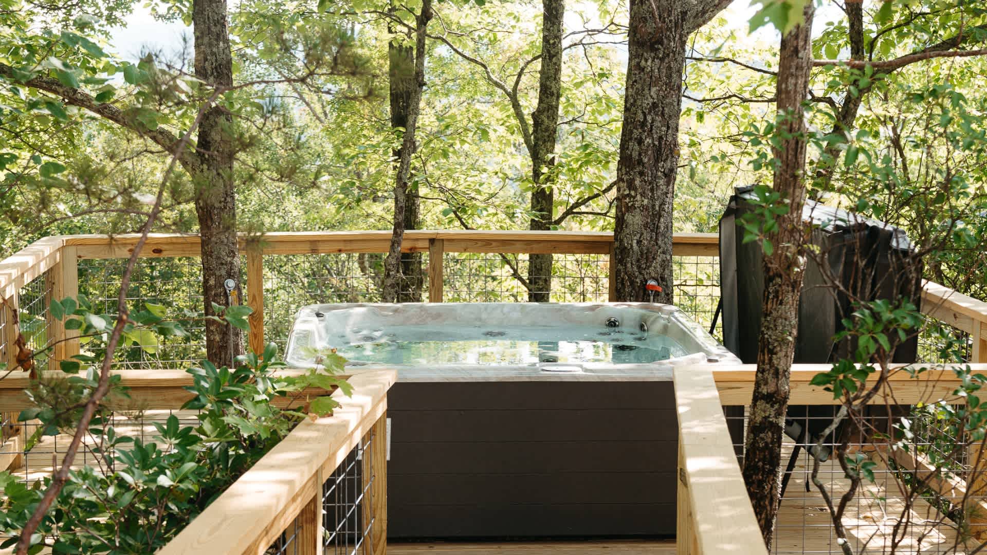 Hot Tubs (Spring/Summer)