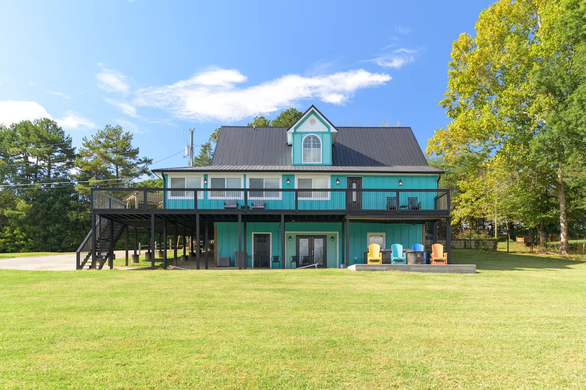 Big Family Getaway • Theater Room • Stunning Views — Sevierville, TN — vacation rental