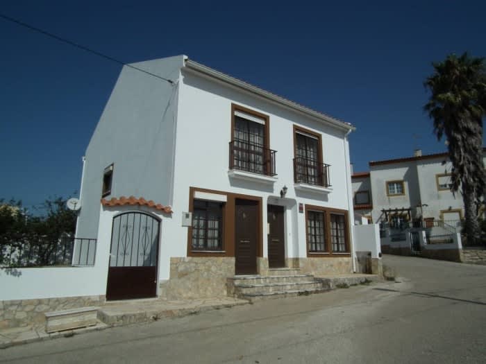 Casa Kika Garden - West Coast — Praia da Areia Branca, Lisboa — vacation rental
