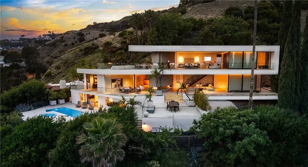Property Image 0