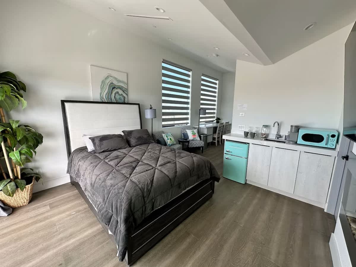4th bedroom on the Third Flooor