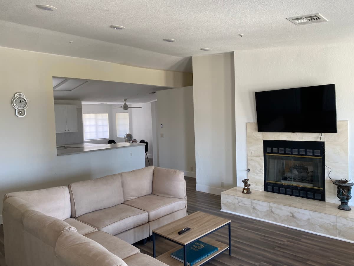 Property Image 0
