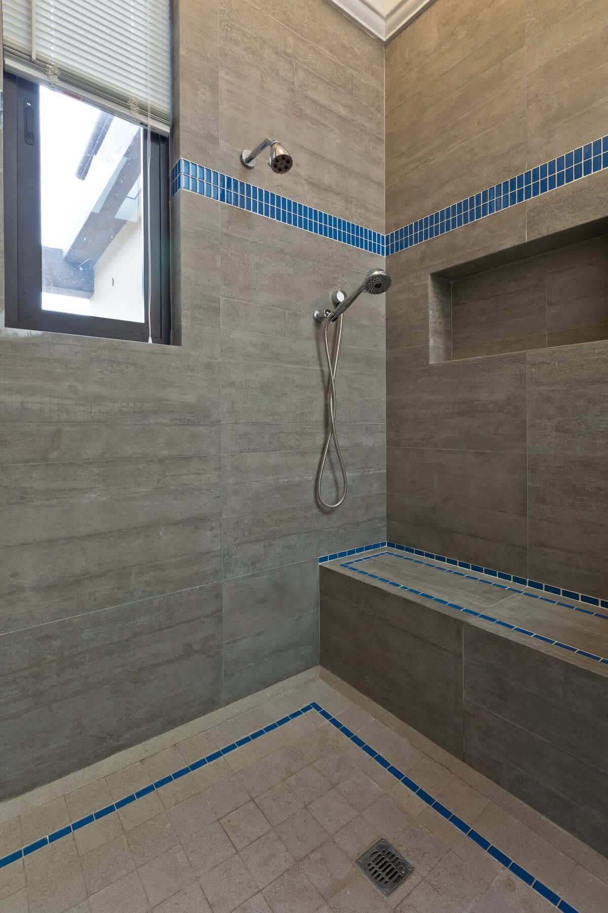 Upper Suite - Bedroom 2 Shower