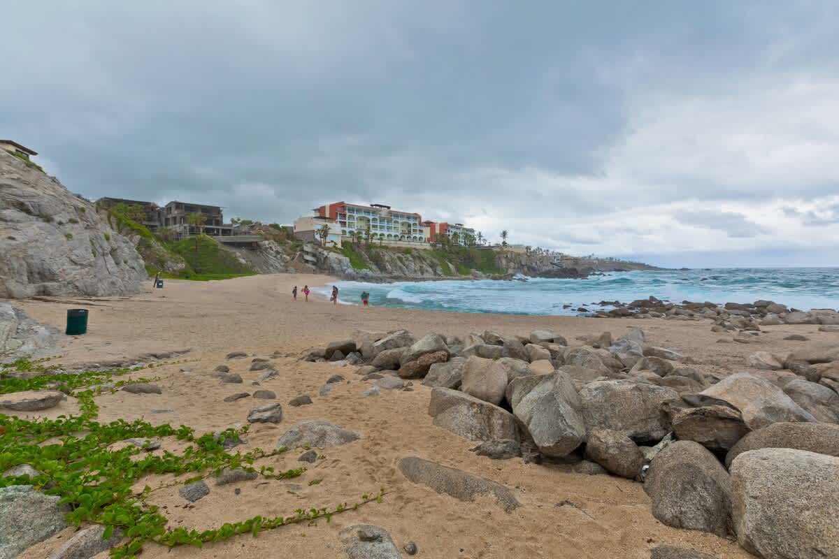 Private Beach - 5 min walk down from house.  Also access to Welks Resort on one side and Sunrock Resort on other side.  Both offering wonderful cliffside restaurants.