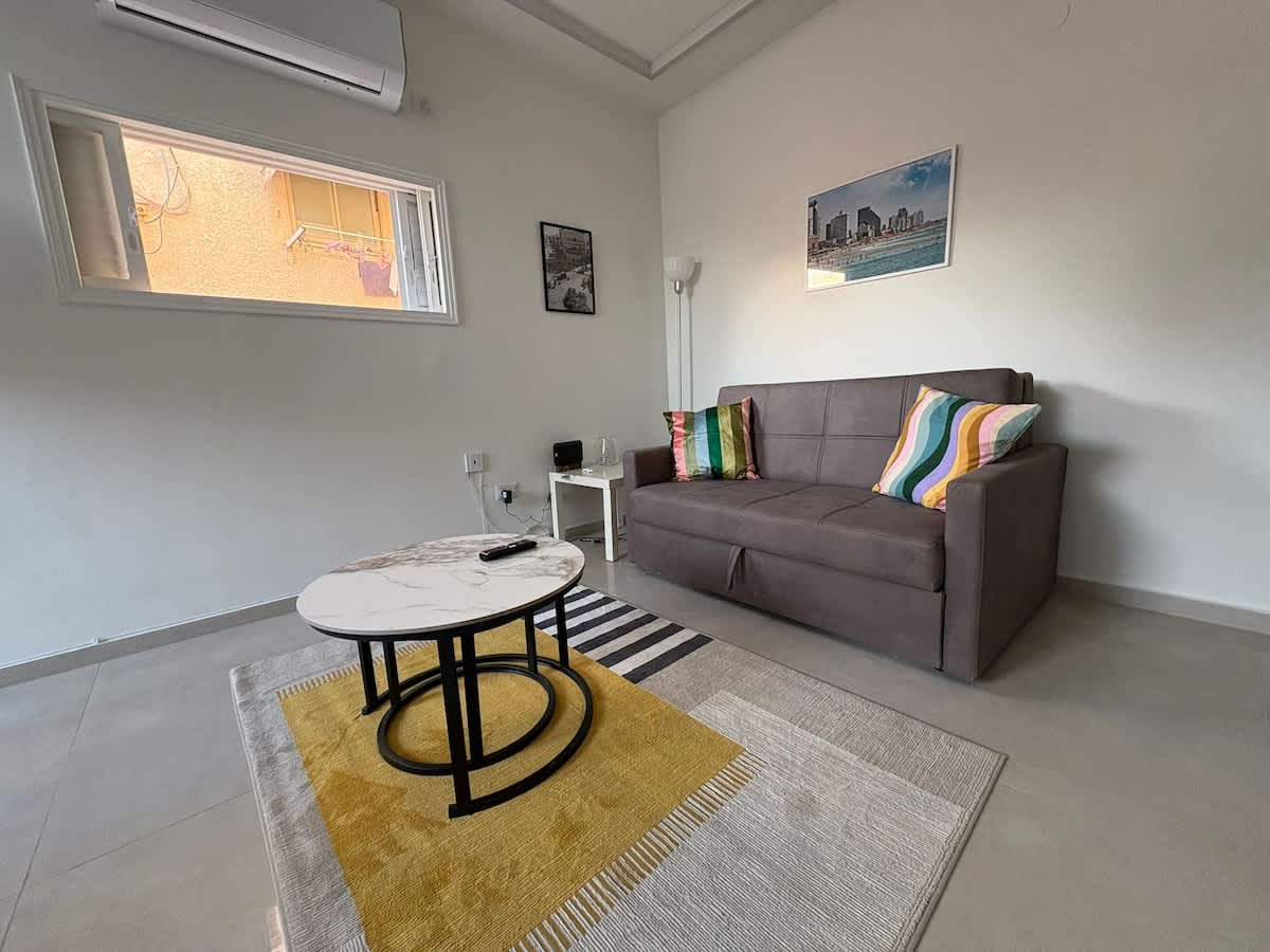 Trust Inn 3- Central TLV Getaway