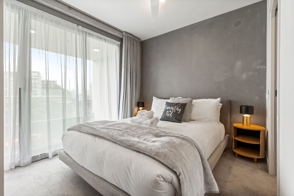 Modern CBD 1BR Parking Zodiak Stays | Photo 2