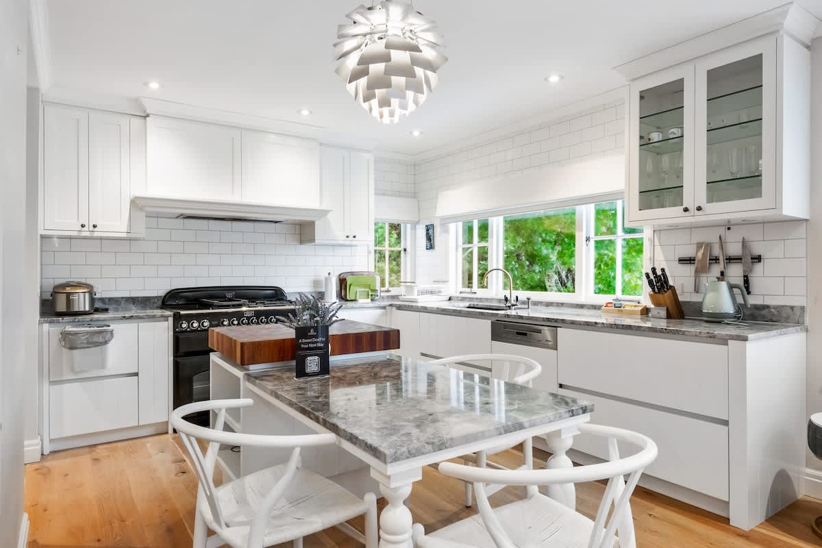 Spacious Parnell Home Near Auckland Domain Zodiak | Photo 3