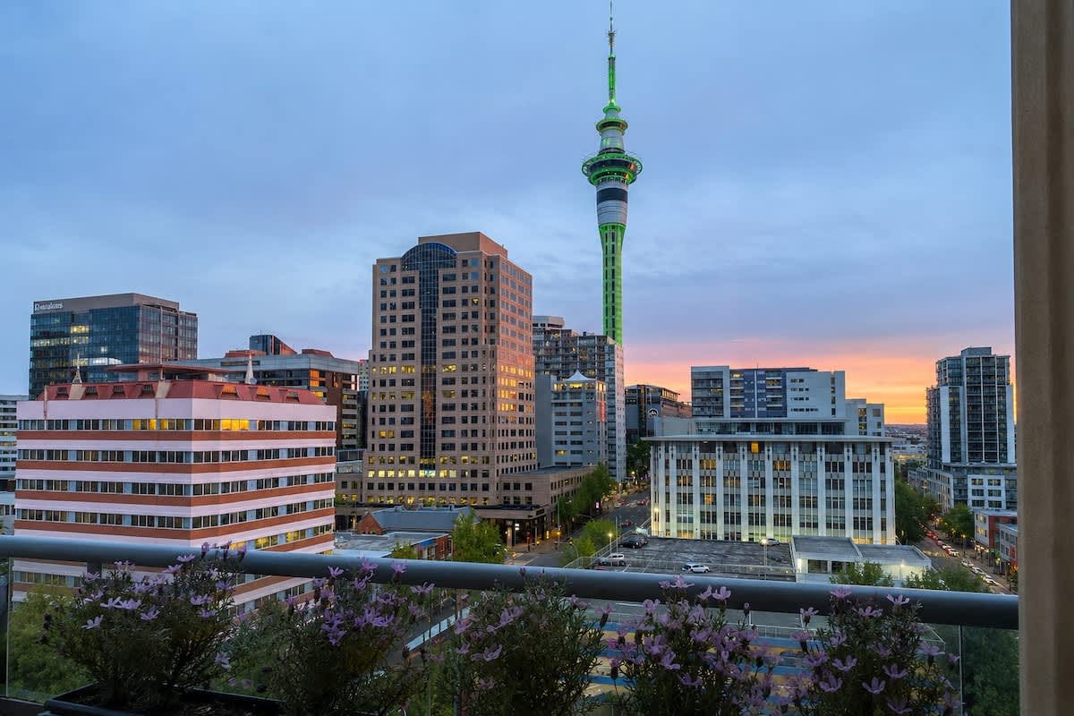 CBD Apt Sky Tower View Zodiak Stays | Photo 2