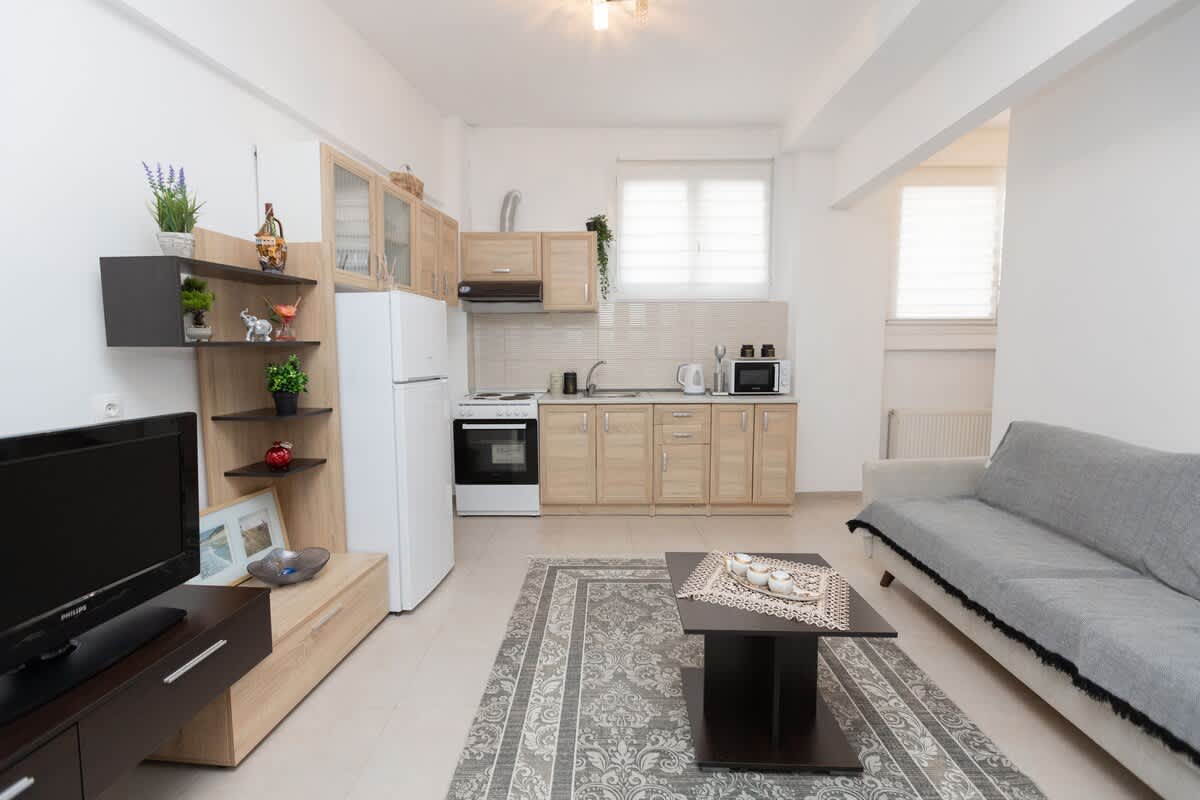 Le Alex, Bright & Modern Escape near CityCenter — Neapoli, Thessaloniki — vacation rental