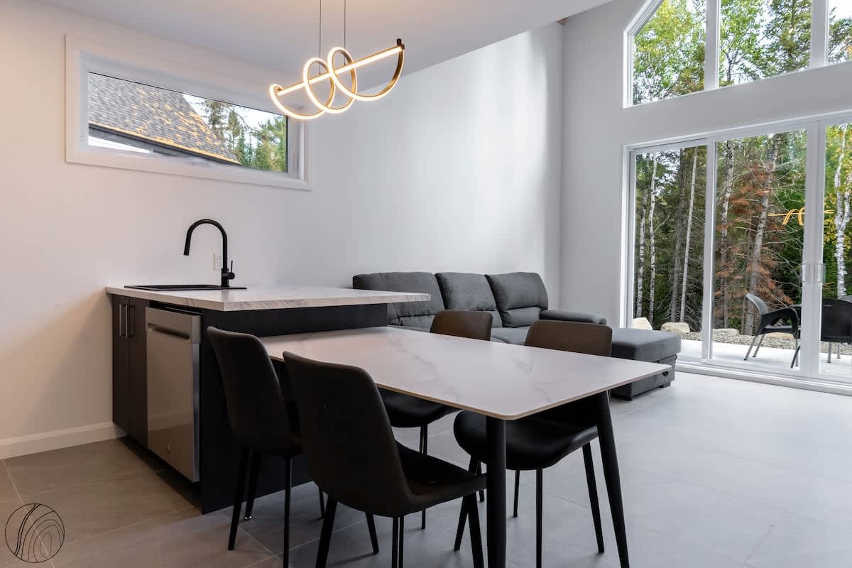 Chalet image 8