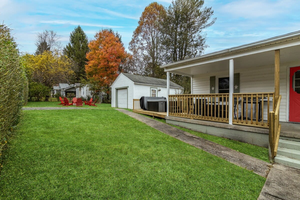 Relax on the deck with a good book or glass of wine.