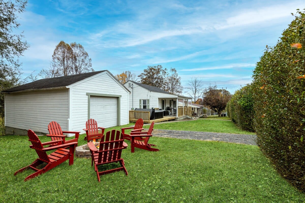 Plenty of yard space for all your outdoor activities.