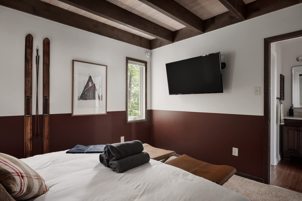 Hot Tub, Sauna, Theater & Minutes to Bryce Resort