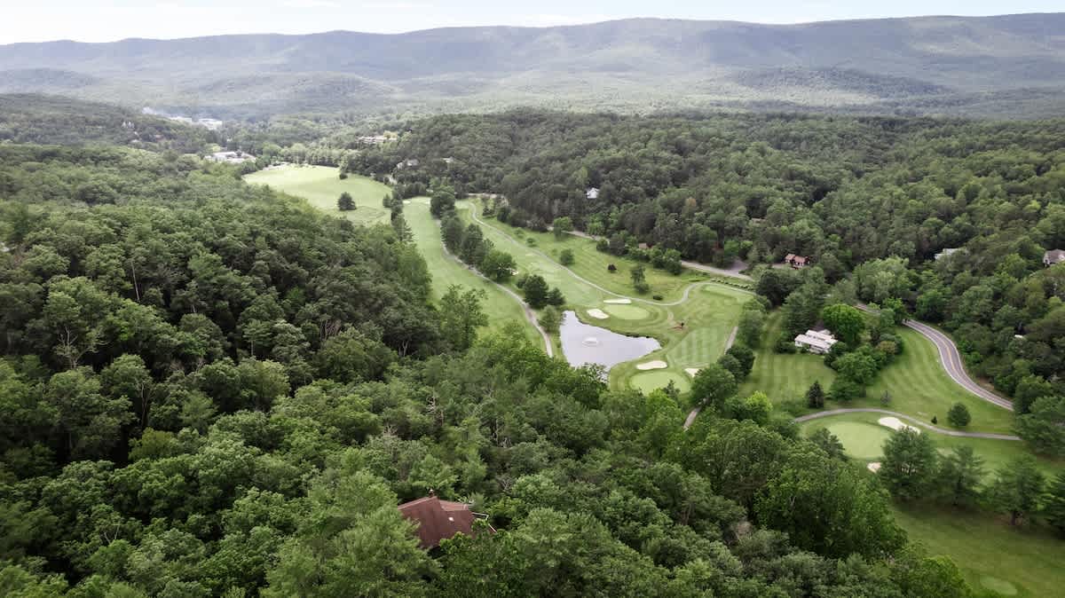 Hot Tub, Sauna, Theater & Minutes to Bryce Resort
