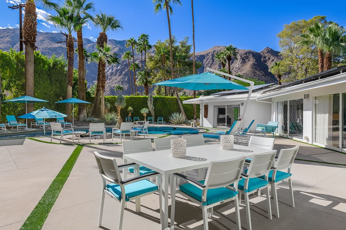 Old Las Palmas Mid-Century Luxury Estate Mtn Views
